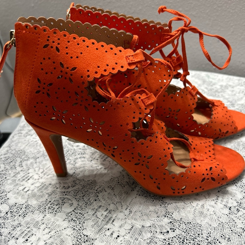 Suede Chloe Tango tie and zip heels. Size 7